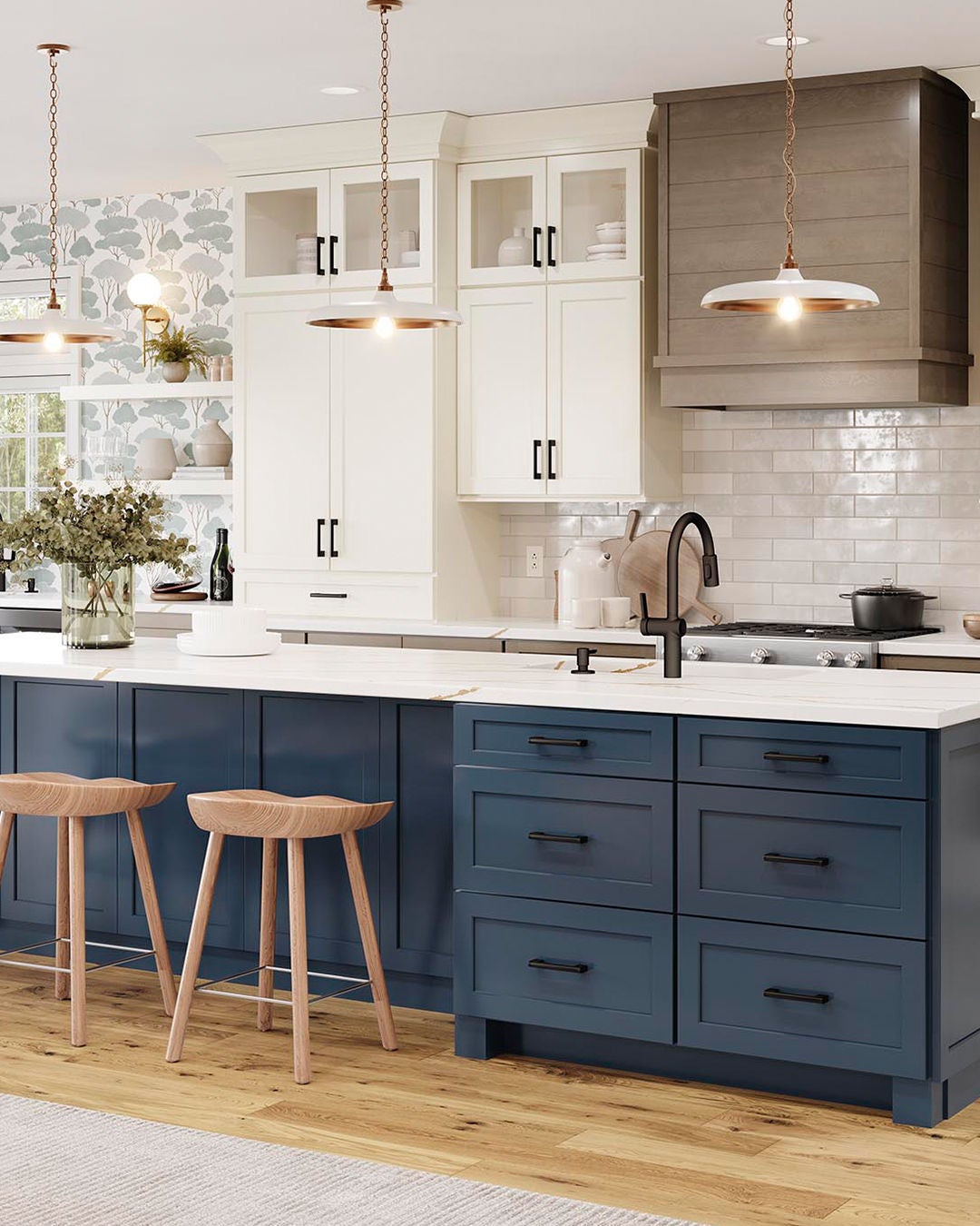 Breckenridge Painted Vanilla, Painted Navy & Maple Latte